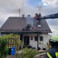 dachstuhlbrand_in_thannhausen_am_070722_10_20220709_1697757848.jpg