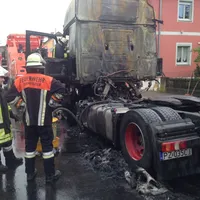 lkw-brand_am_080615_in_thannhausen_20_20150608_1599775019.jpg
