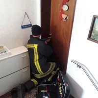 Türöffnung Symbolbild.jpg