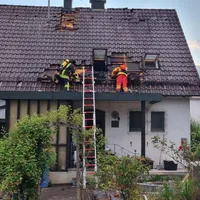 dachstuhlbrand_in_thannhausen_am_070722_9_20220709_1358628005.jpg