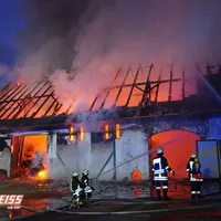 Brand Bauernhof Uttenhofen am 10.03.16_2.jpg