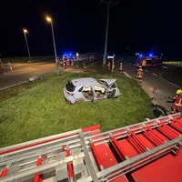 VU mit Pkw B300 Höhe Bayersried am 07.09.25_2.jpg