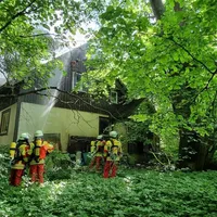 gebaeudebrand_in_ziemetshausen_am_100622_4_20220610_1219875081.jpg
