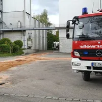 Ausgetretenes Pflanzenöl in Thannhausen am 20.05.21_2.jpg